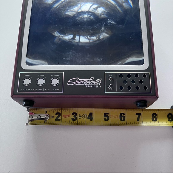 📺Luckies Of London Retro 80s Vibe TV Smartphone Magnifier-2.0 Edition/Decor - Picture 7 of 8